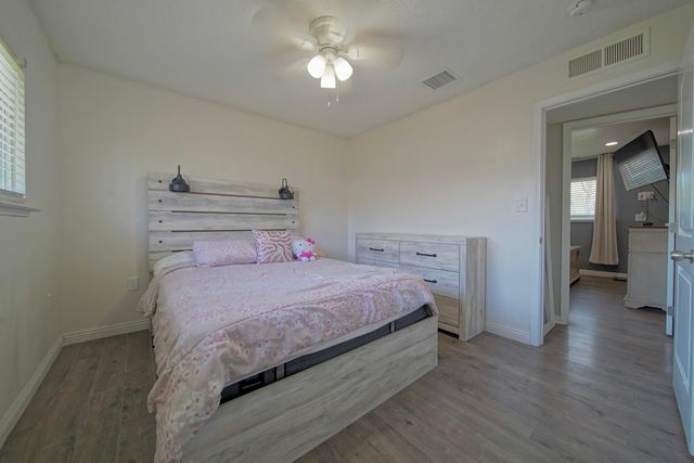 113 Bryant Court, Exeter, CA 93221