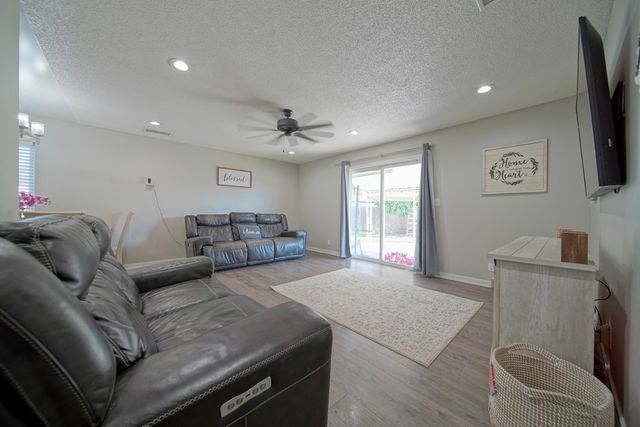 113 Bryant Court, Exeter, CA 93221