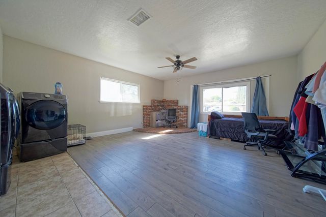 113 Bryant Court, Exeter, CA 93221