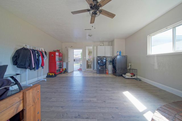 113 Bryant Court, Exeter, CA 93221