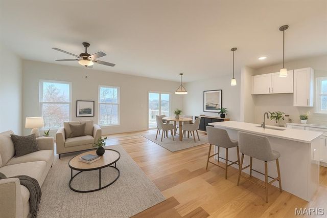 154 Pellins Court 154 STB, Washington, MO 63090