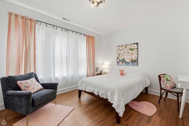 1215 E Madison Park Avenue 3, Chicago, IL 60615