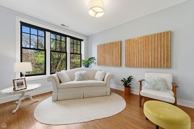 1215 E Madison Park Avenue 3, Chicago, IL 60615