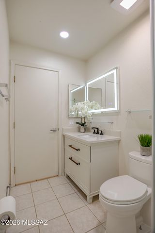 9413 N Warbler Place, Tucson, AZ 85742