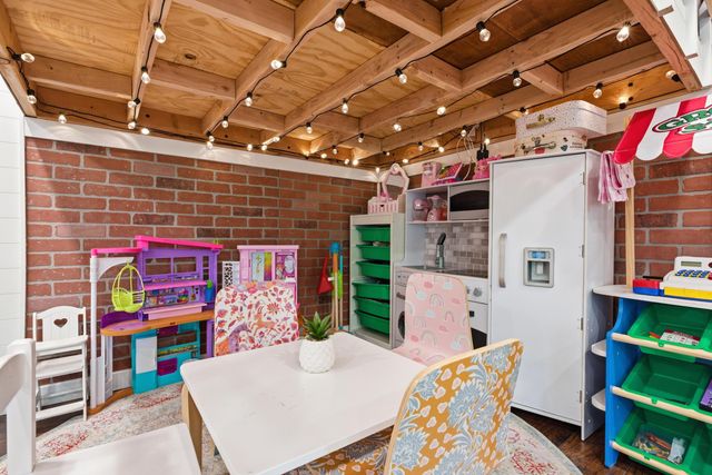 234 W Campus View Boulevard, Worthington, OH 43235
