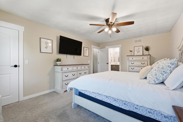 234 W Campus View Boulevard, Worthington, OH 43235