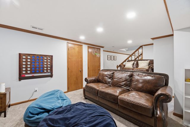 234 W Campus View Boulevard, Worthington, OH 43235