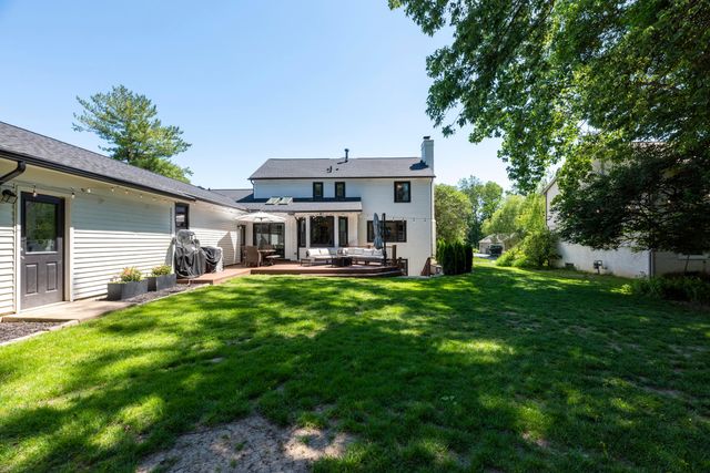 234 W Campus View Boulevard, Worthington, OH 43235