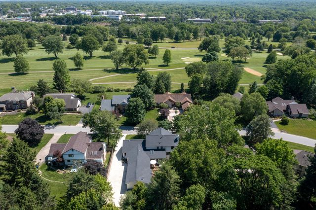 234 W Campus View Boulevard, Worthington, OH 43235