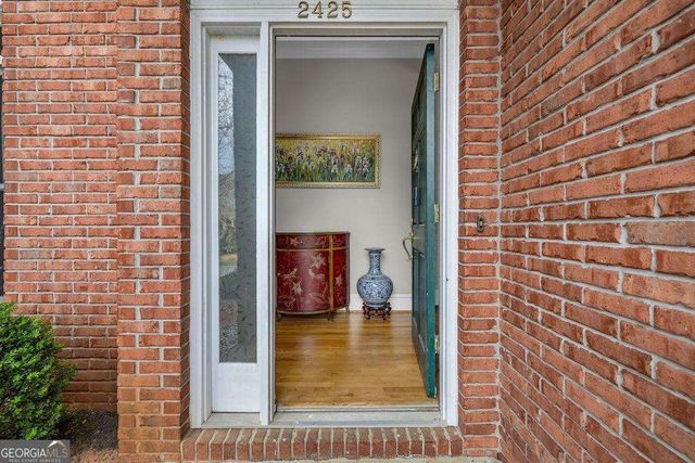 2425 William Court, Dunwoody, GA 30360