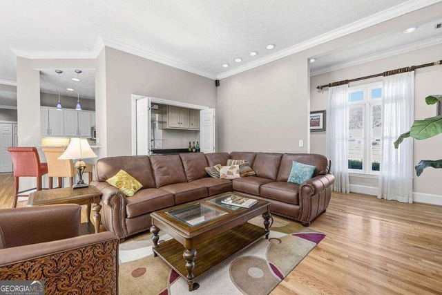 2425 William Court, Dunwoody, GA 30360