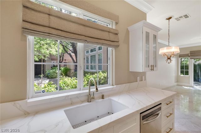 1944 Granemore Street, Las Vegas, NV 89135