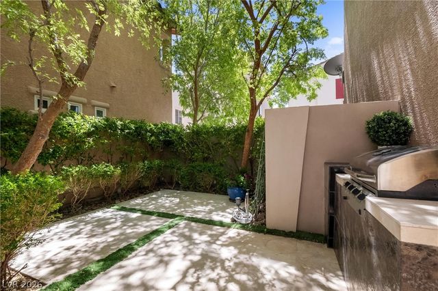 1944 Granemore Street, Las Vegas, NV 89135