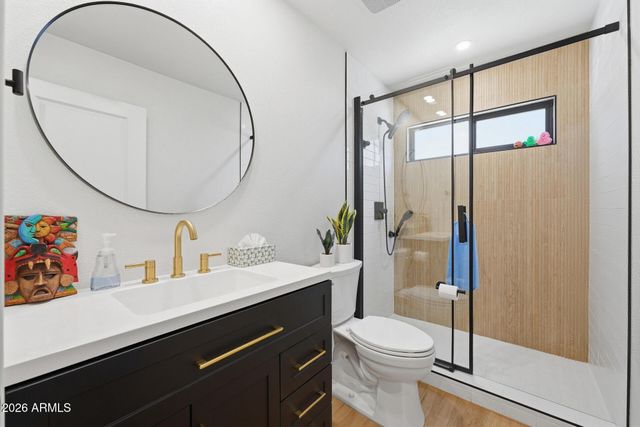 5449 E CAMBRIDGE Avenue, Phoenix, AZ 85008