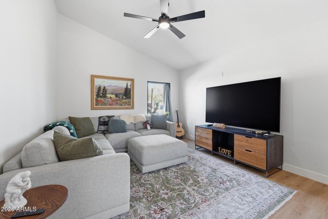 5449 E CAMBRIDGE Avenue, Phoenix, AZ 85008