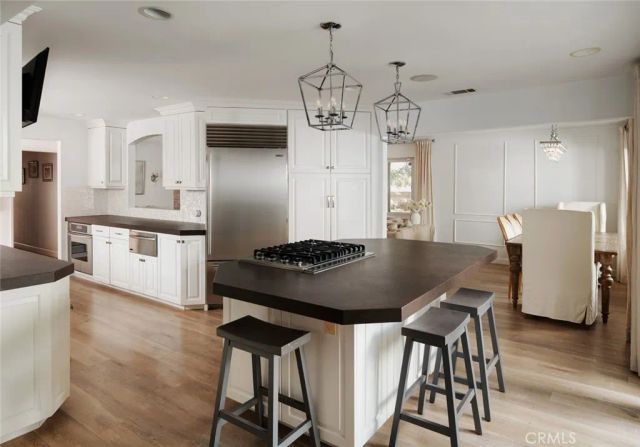 1912 Highland Drive, Newport Beach, CA 92660