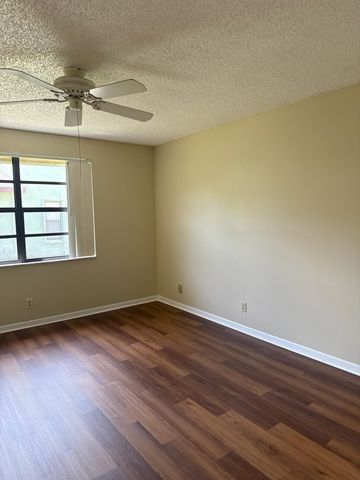 1720 W Sanderling Lane Unit 3, Fort Pierce, FL 34982