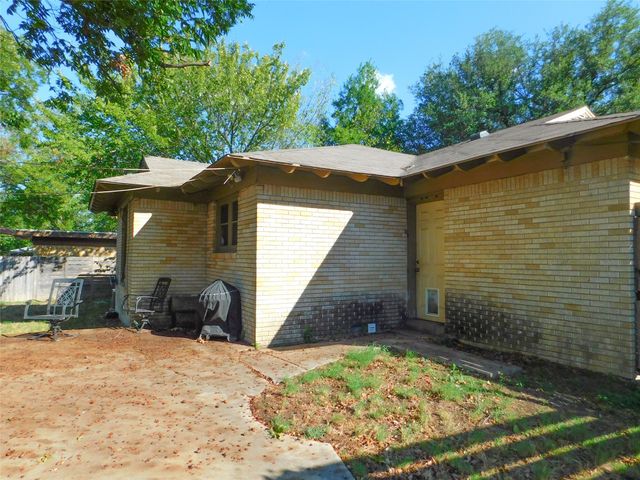 1502 Linden Drive, Denton, TX 76201