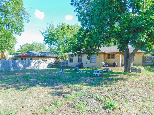 1502 Linden Drive, Denton, TX 76201