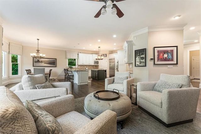 8615 Moor Park Run, Duluth, GA 30097