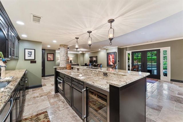 8615 Moor Park Run, Duluth, GA 30097