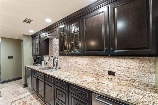 8615 Moor Park Run, Duluth, GA 30097