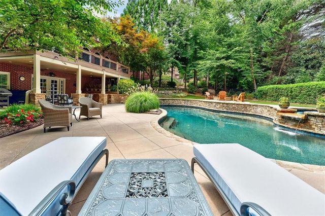 8615 Moor Park Run, Duluth, GA 30097