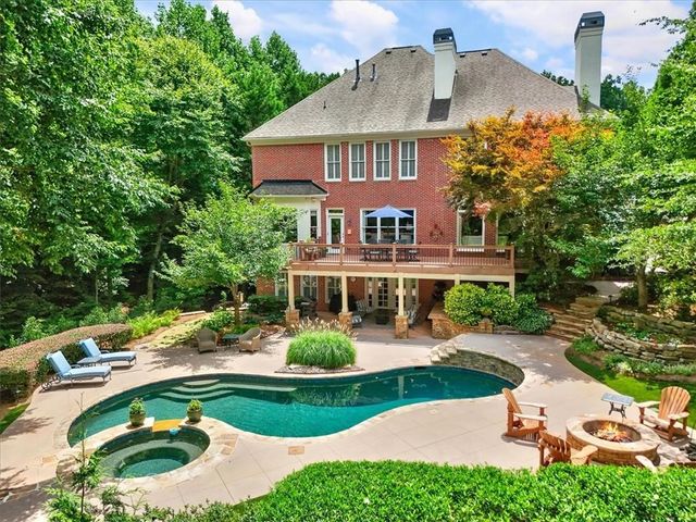 8615 Moor Park Run, Duluth, GA 30097
