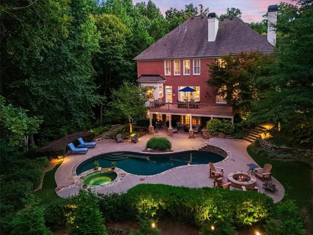 8615 Moor Park Run, Duluth, GA 30097
