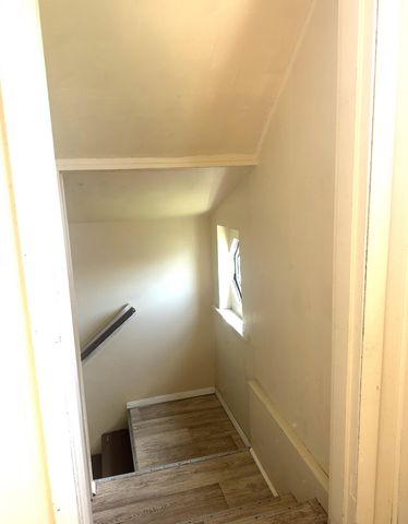4935 Baring Avenue, East Chicago, IN 46312