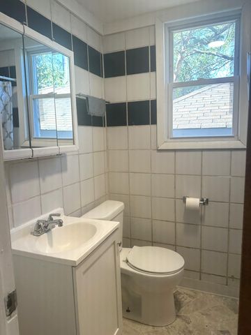 4935 Baring Avenue, East Chicago, IN 46312
