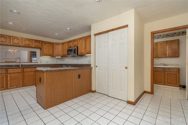 4426 Woodbank Drive, Dayton, OH 45440