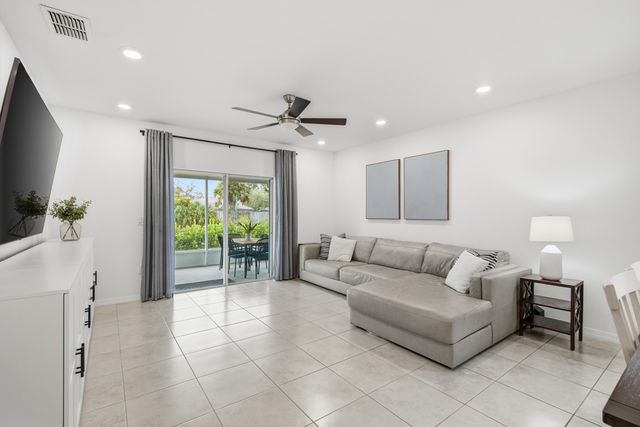 2220 SE Lucaya Street, Port St. Lucie, Port St Lucie, FL 34952