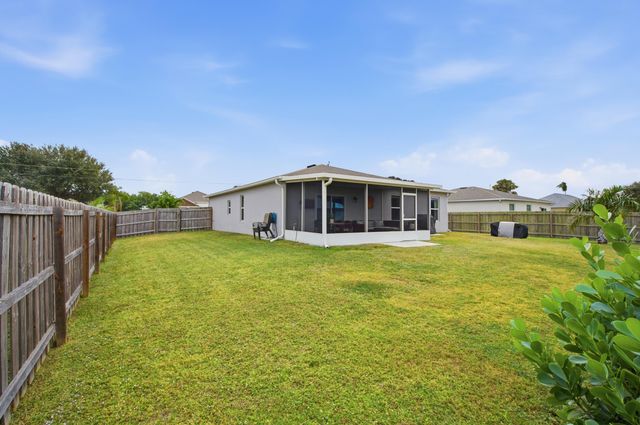 2220 SE Lucaya Street, Port St. Lucie, Port St Lucie, FL 34952