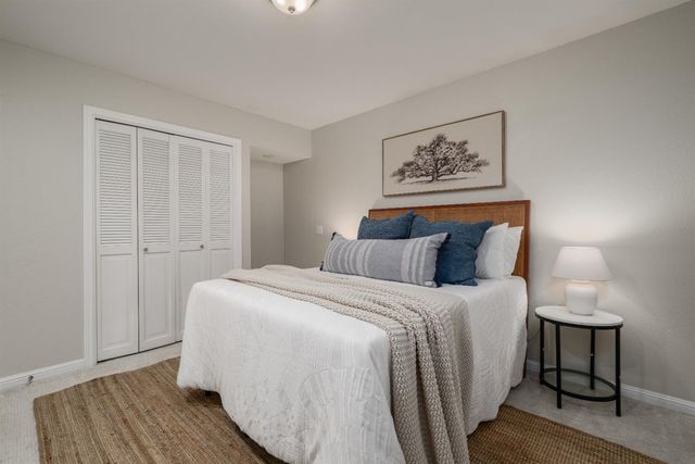 2681 Latham Dr, Sacramento, CA 95864