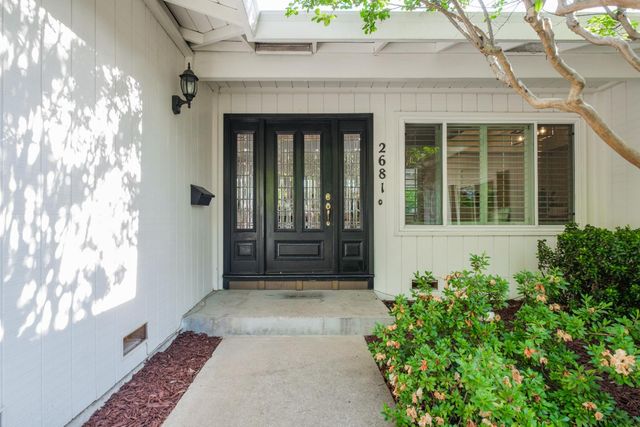 2681 Latham Dr, Sacramento, CA 95864