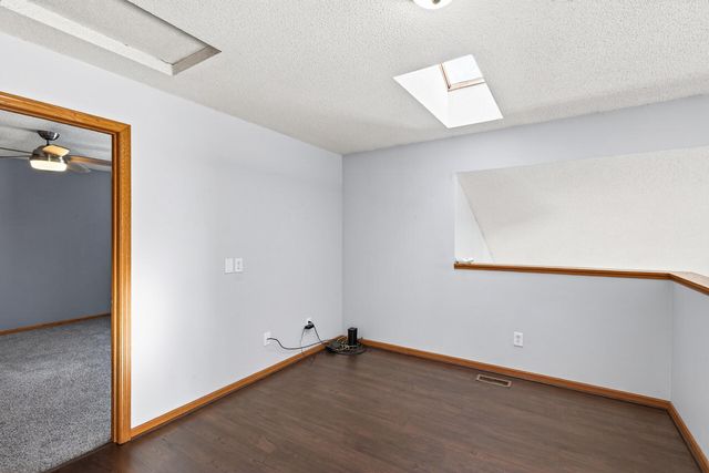 15522 Garnet Way 102, Apple Valley, MN 55124