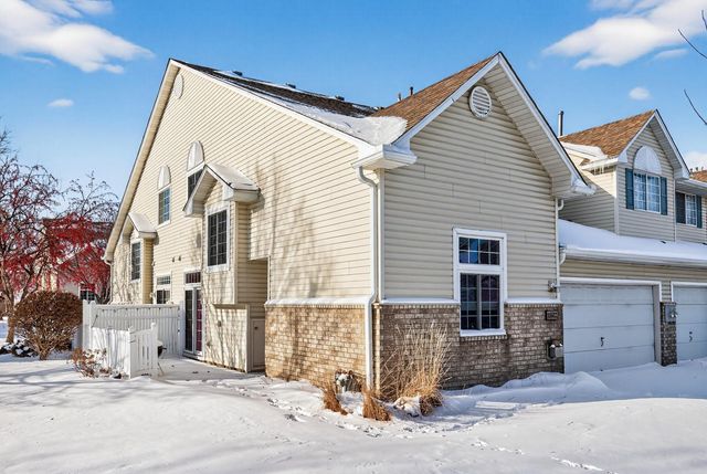 15522 Garnet Way 102, Apple Valley, MN 55124