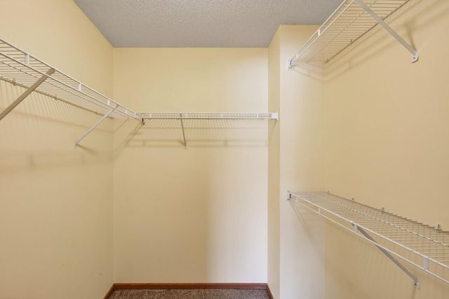 15522 Garnet Way 102, Apple Valley, MN 55124