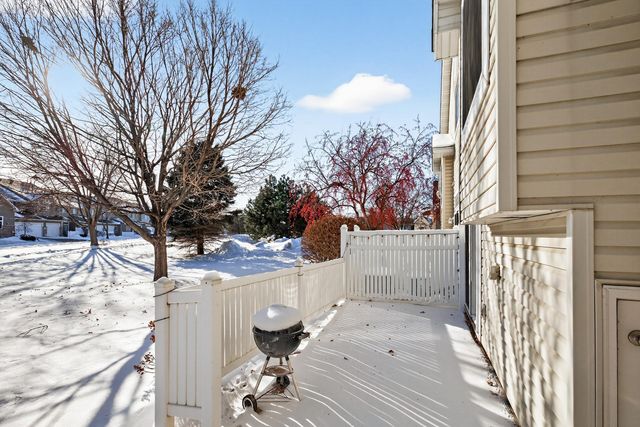 15522 Garnet Way 102, Apple Valley, MN 55124