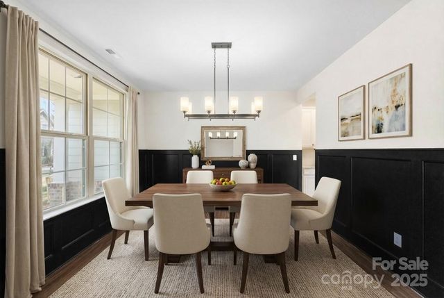 858 Oak Manor Drive SE, Concord, NC 28025