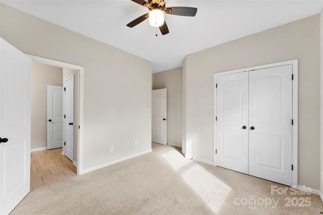 858 Oak Manor Drive SE, Concord, NC 28025