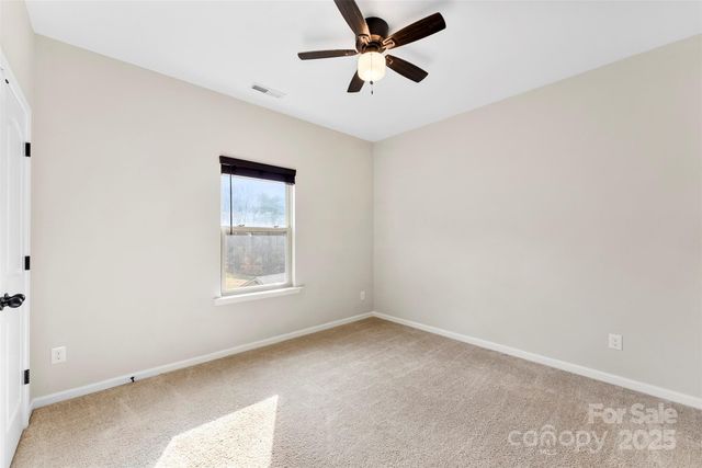 858 Oak Manor Drive SE, Concord, NC 28025