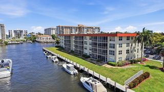 3180 NE 48th Court 215, Lighthouse Point, FL 33064