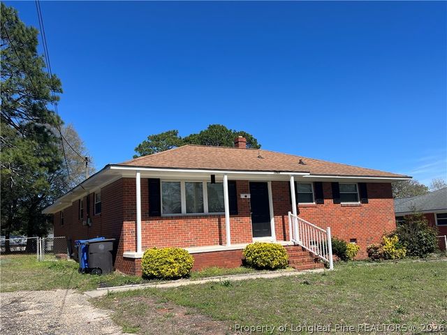 1868 Gola Drive, Fayetteville, NC 28301