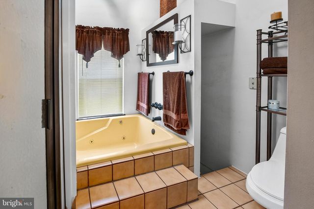 701 ANDREWS, Collingdale, PA 19023