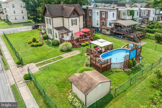 701 ANDREWS, Collingdale, PA 19023