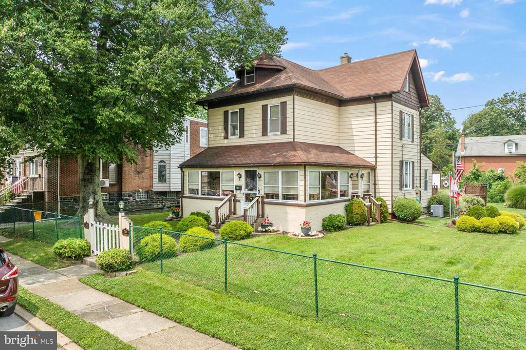 701 ANDREWS, Collingdale, PA 19023