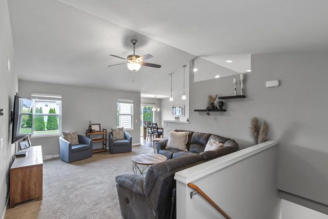 2102 Carl Avenue, Stoughton, WI 53589