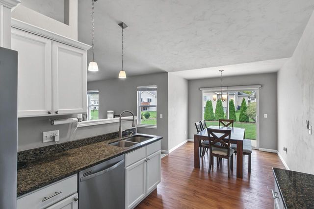 2102 Carl Avenue, Stoughton, WI 53589